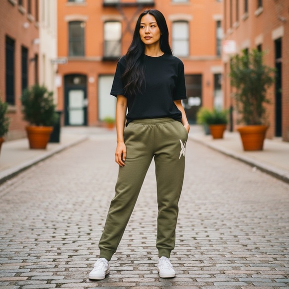 Reebok Women’s Olive Green Jogger Pants Size XL 18-20 Sweatpants - Picture 1 of 8